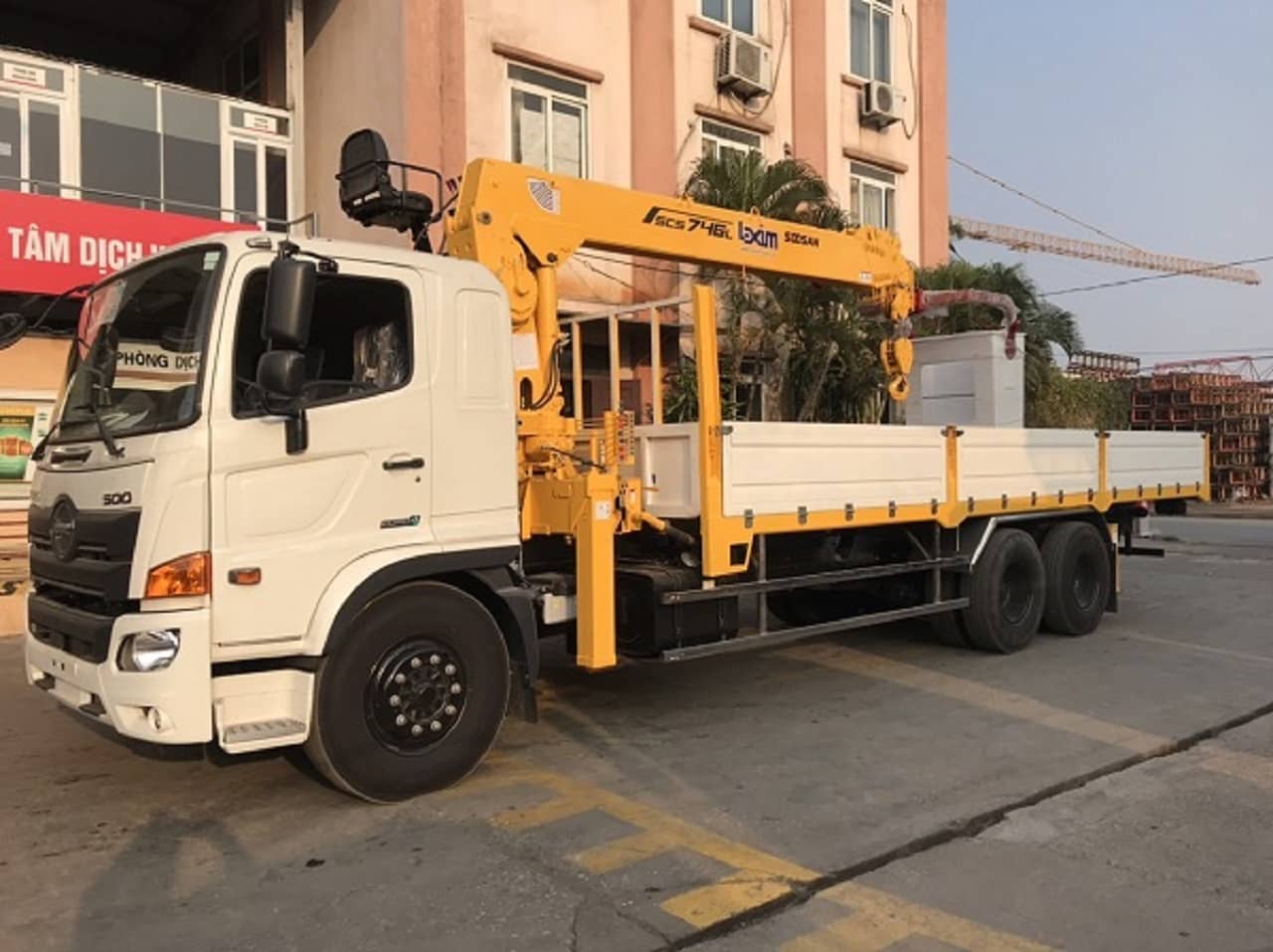 GIÁ XE TẢI GẮN CẨU 2025|BẢNG GIÁ XE TẢI CẨU MỚI NHẤT