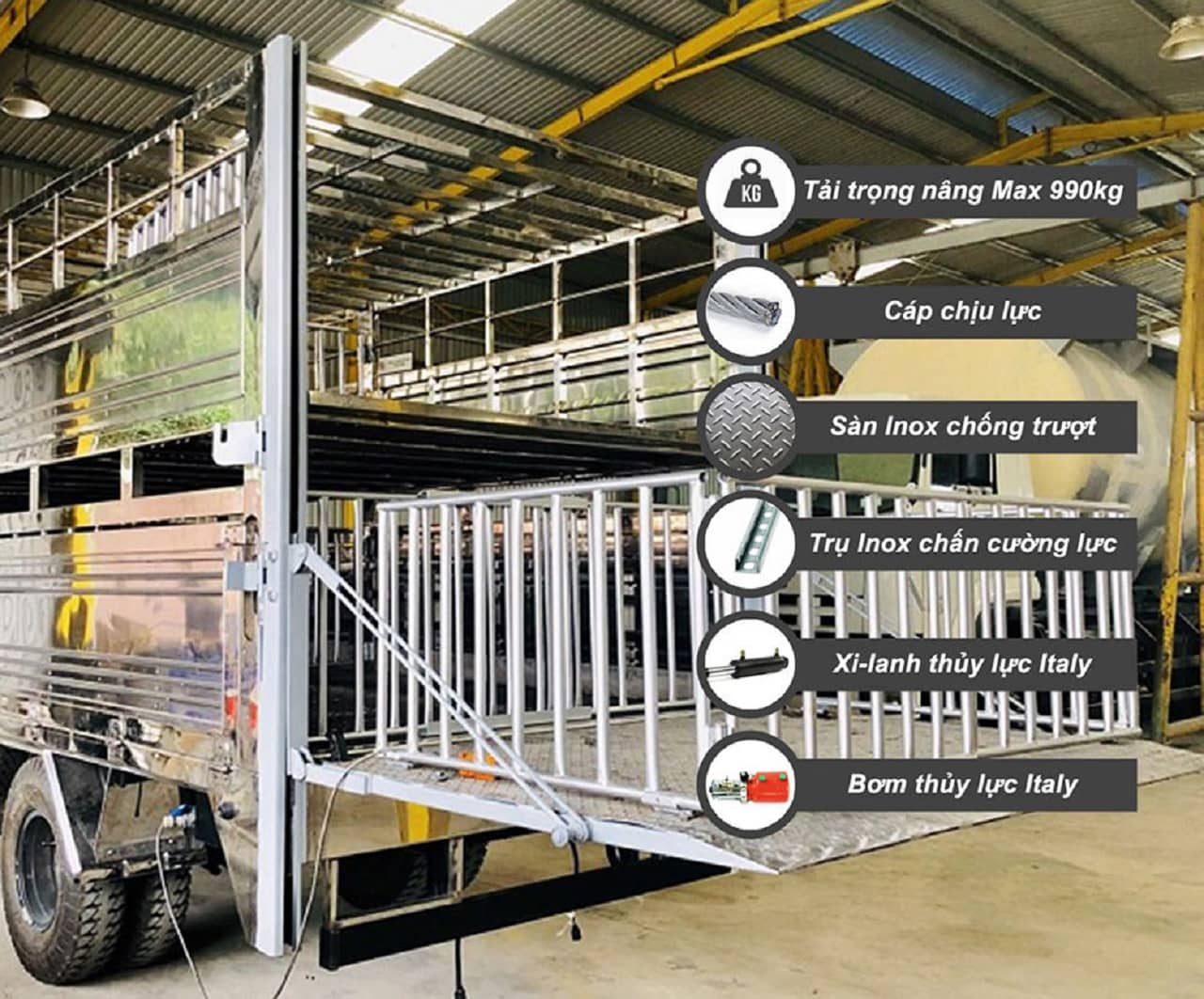 bửng nâng hạ xe Hino chở gia súc