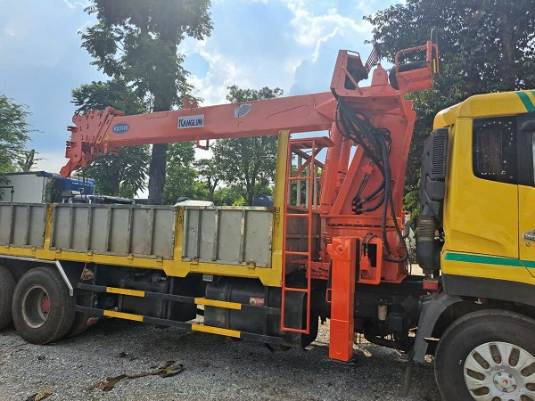 cẩu cũ kanglim 10 tấn
