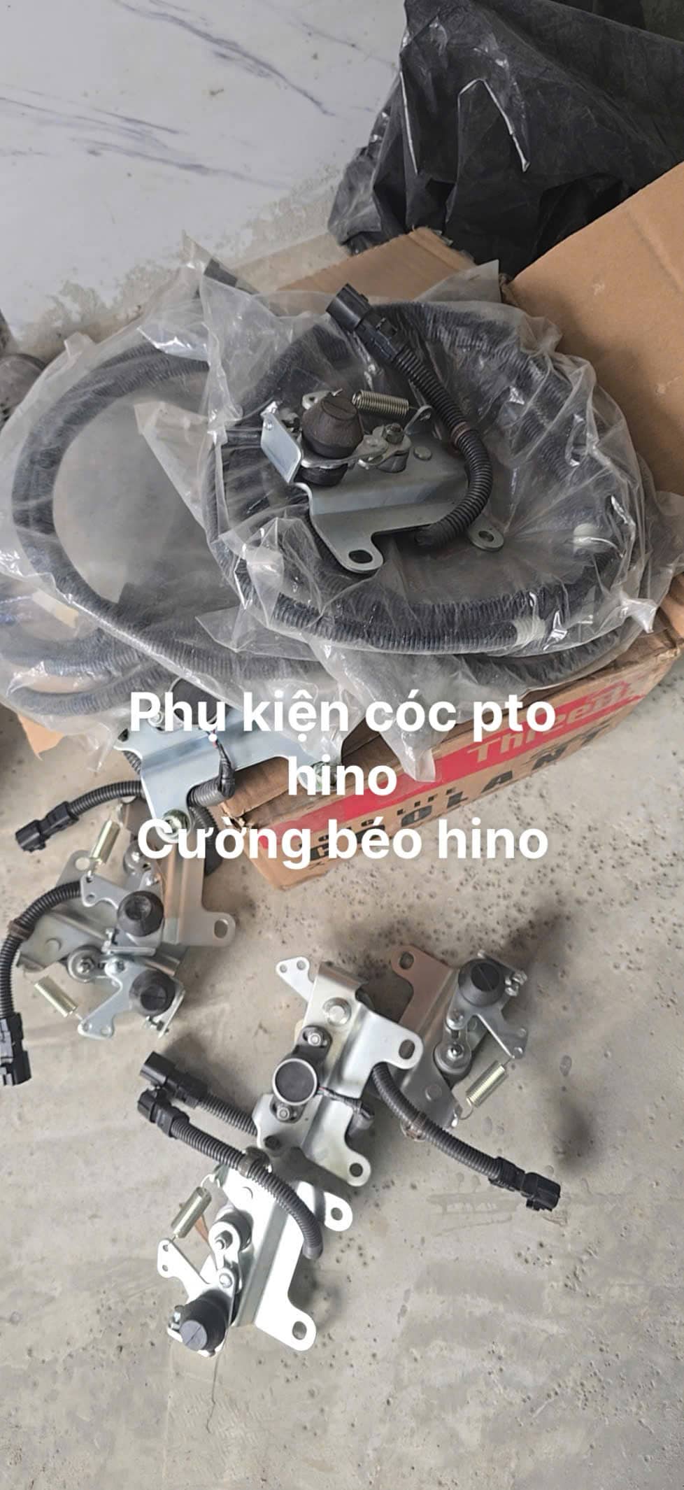 phụ kiện cóc trích lực pto xe hino 