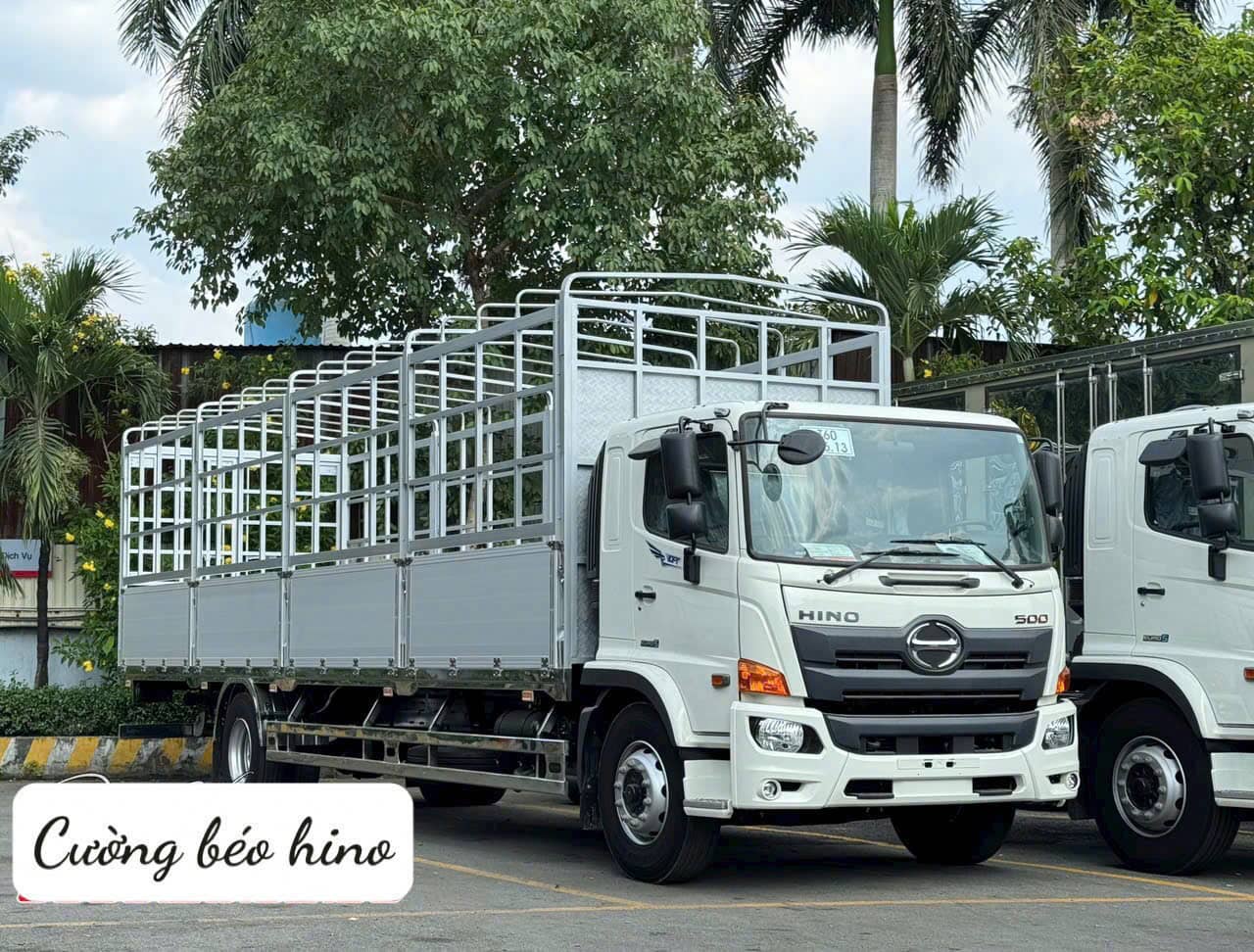 xe tải hino 10m thùng nhôm