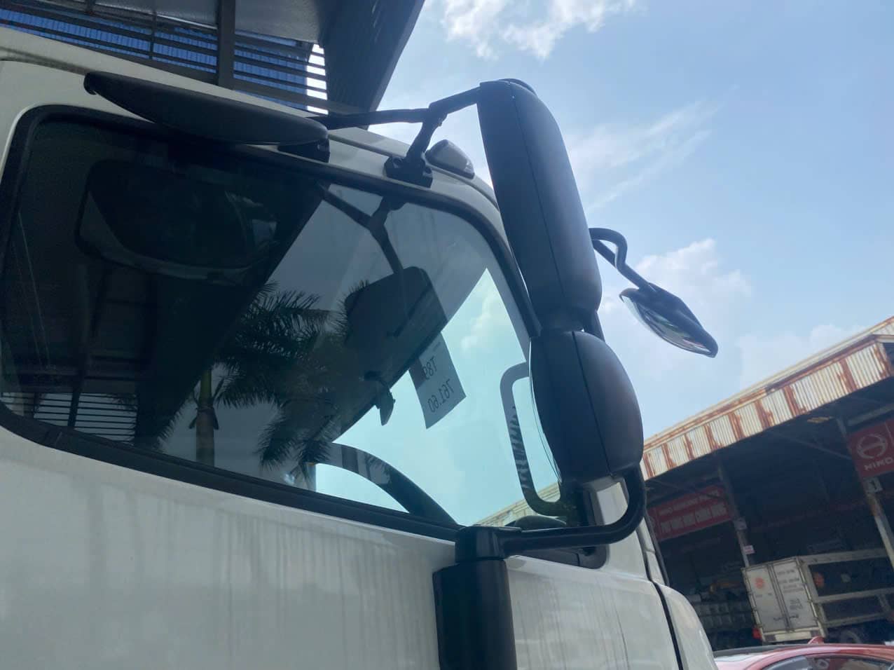 gương xe hino 10m