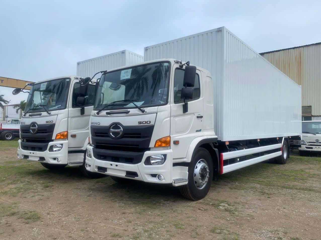 GIÁ XE TẢI HINO 500 FG 8 TẤN THÙNG 10M DẺ NHẤT