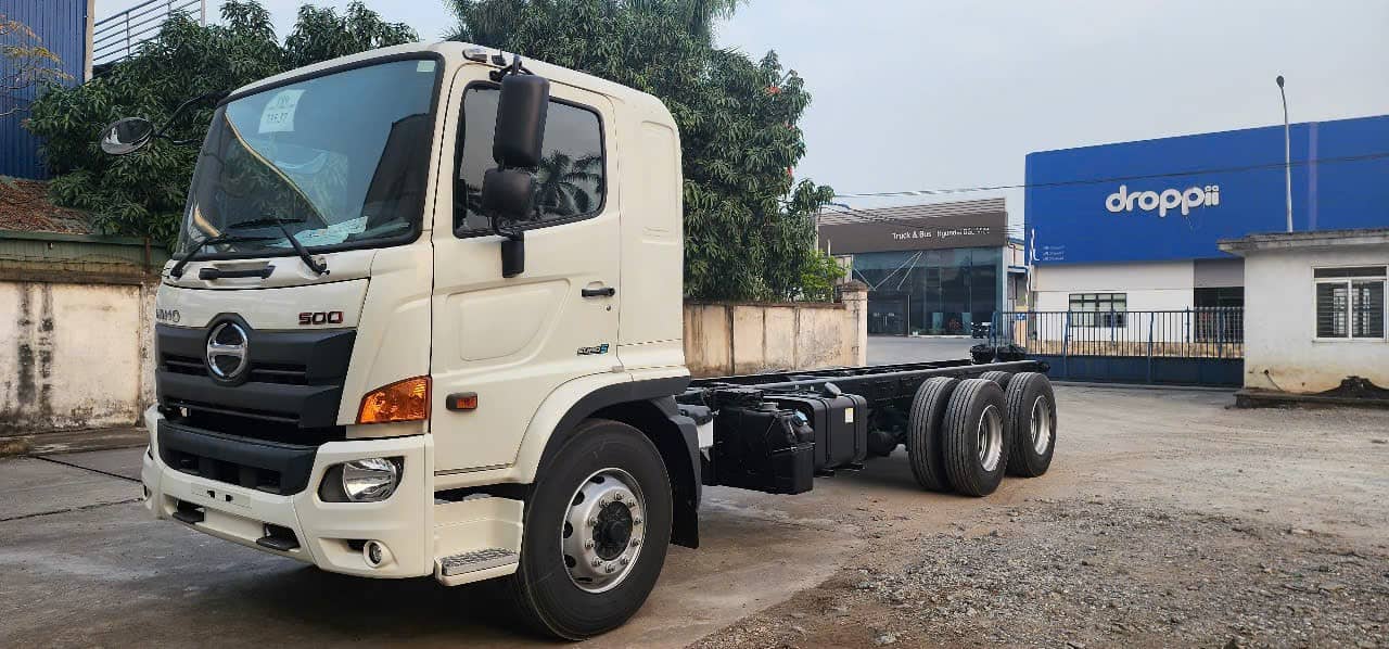 xe tải hino 3 chân 15 tấn