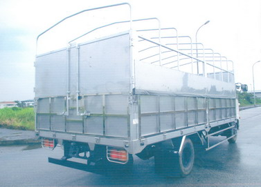 Xe tải Hino FC 6 tấn thùng bạt dài 5,8m