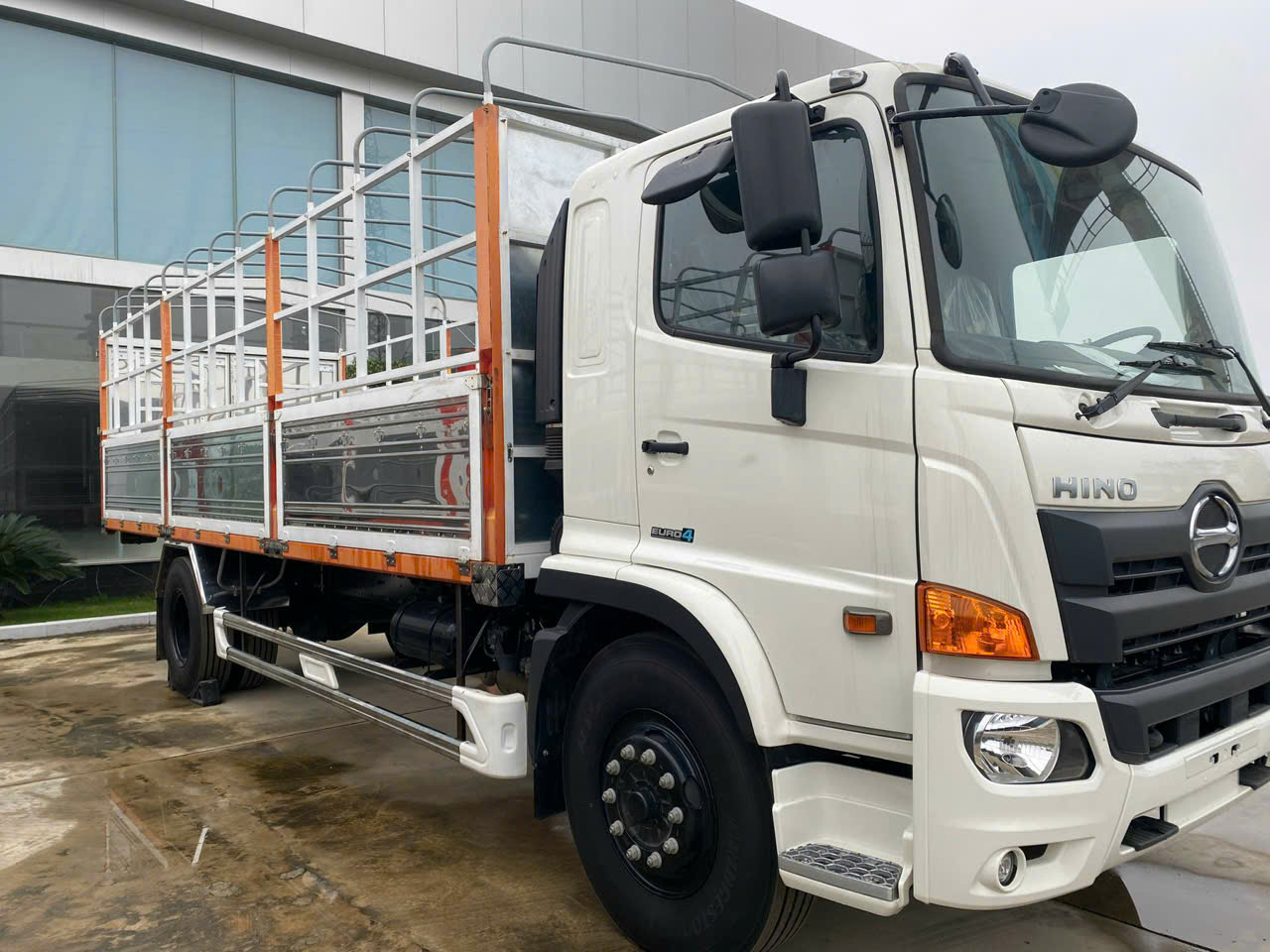 xe tải hino 8 tấn fg mui bạt