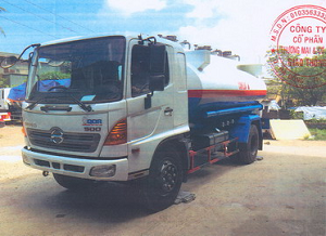 xe tải hino fg 8 tấn chở xăng dầu
