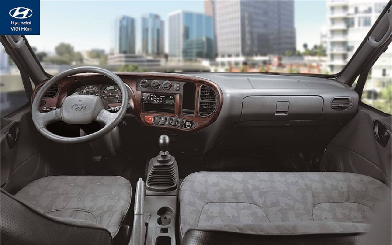 ghế xe, vô lăng và cần số xe hyundai 7 tấn w11