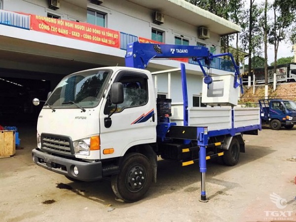 xe hyundai gắn cẩu 3 tấn